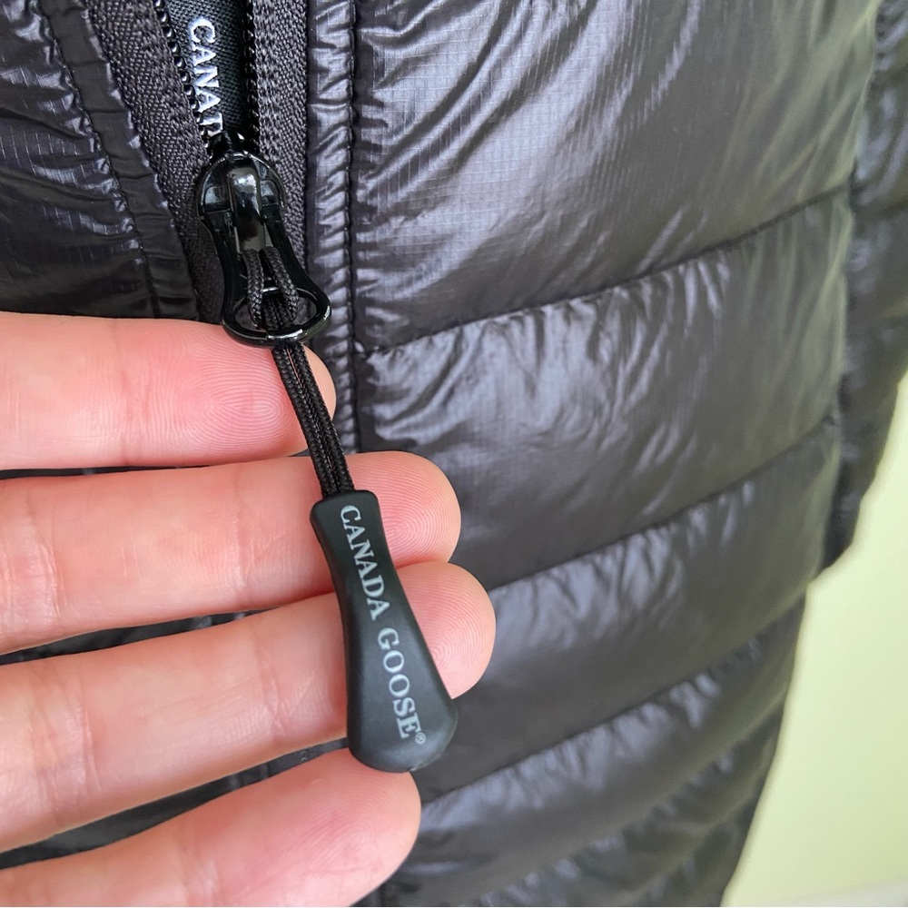 Canada Goose Black Puffer Jacket - Picture 10 of 16